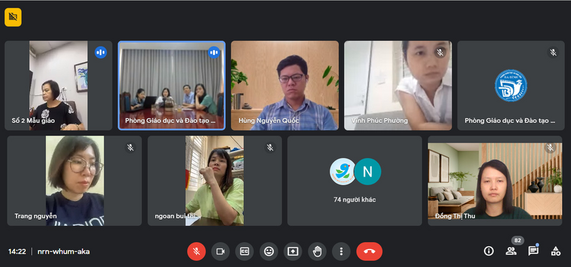 A screenshot of a video call

Description automatically generated
