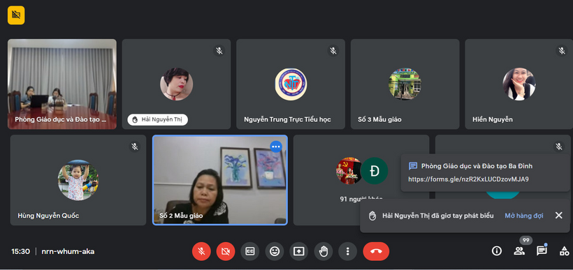 A screenshot of a video call

Description automatically generated