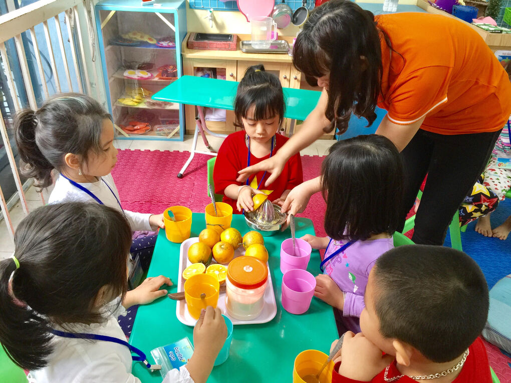 Những hình ảnh hoạt động của cô và trò trường mầm non hoa mai
