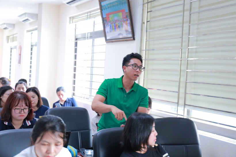 Các thầy, cô phát biểu sôi nổi