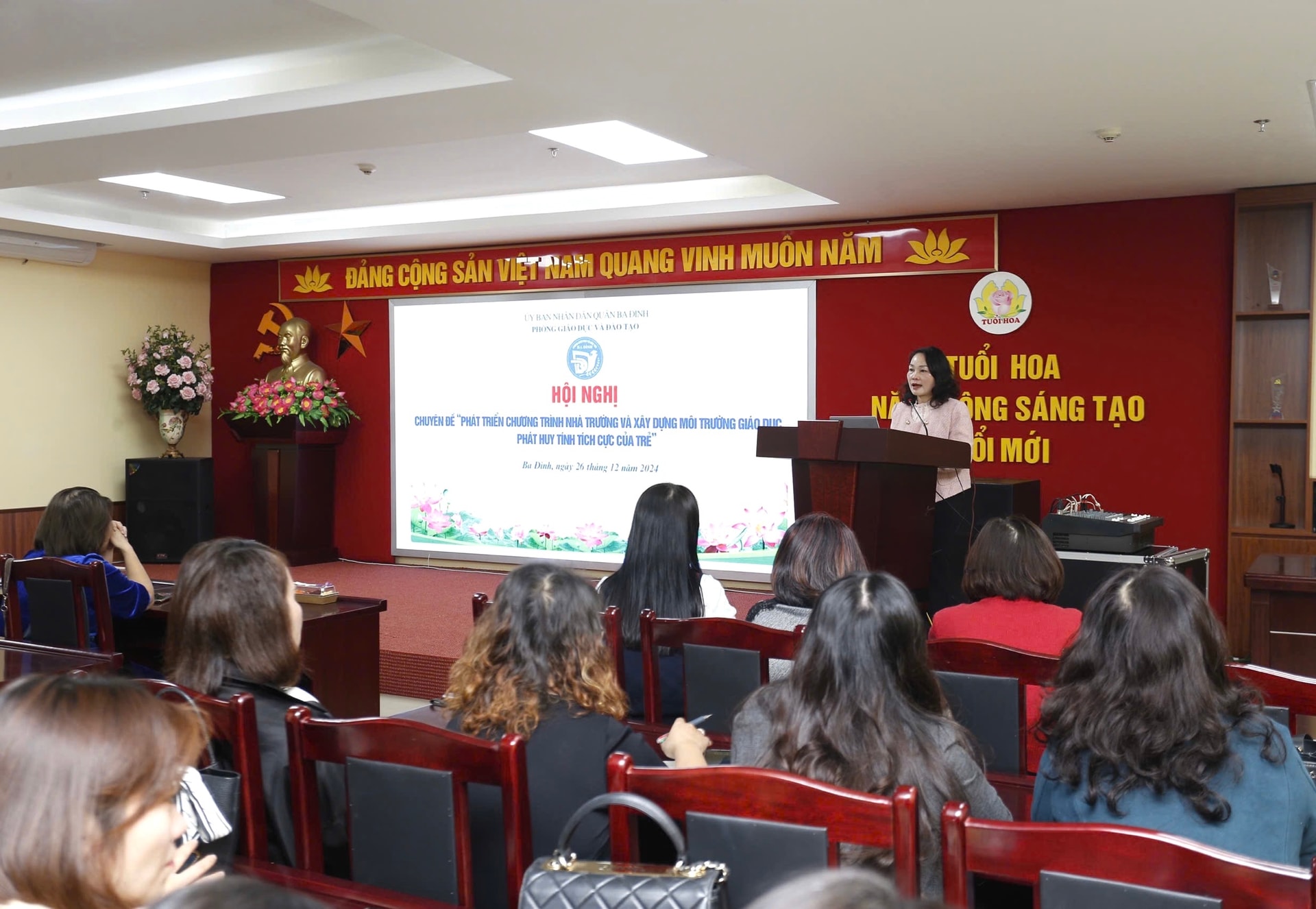 D:\Desktop\mn-tuoi-hoa-ba-dinh-8.jpg