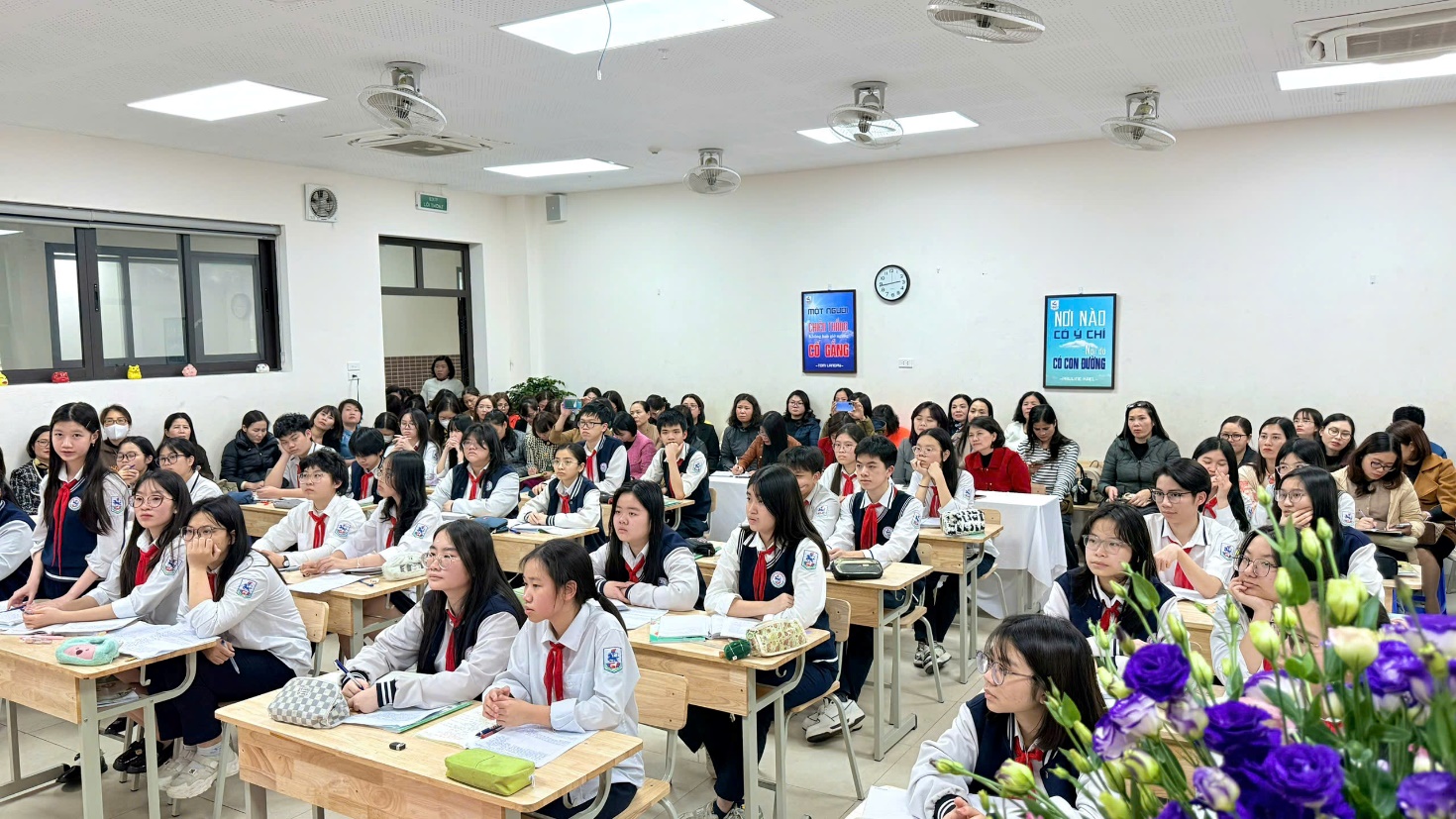 E:\TL CỦA YẾN\TRUYỀN THÔNG\CÁC BÀI VIẾT\BÀI VIẾT THÁNG 2-2025\Chuyên đề quận môn Ngữ văn 9\z6357889483039_83c6df8ac3359b9a8e7825b065407d09.jpg